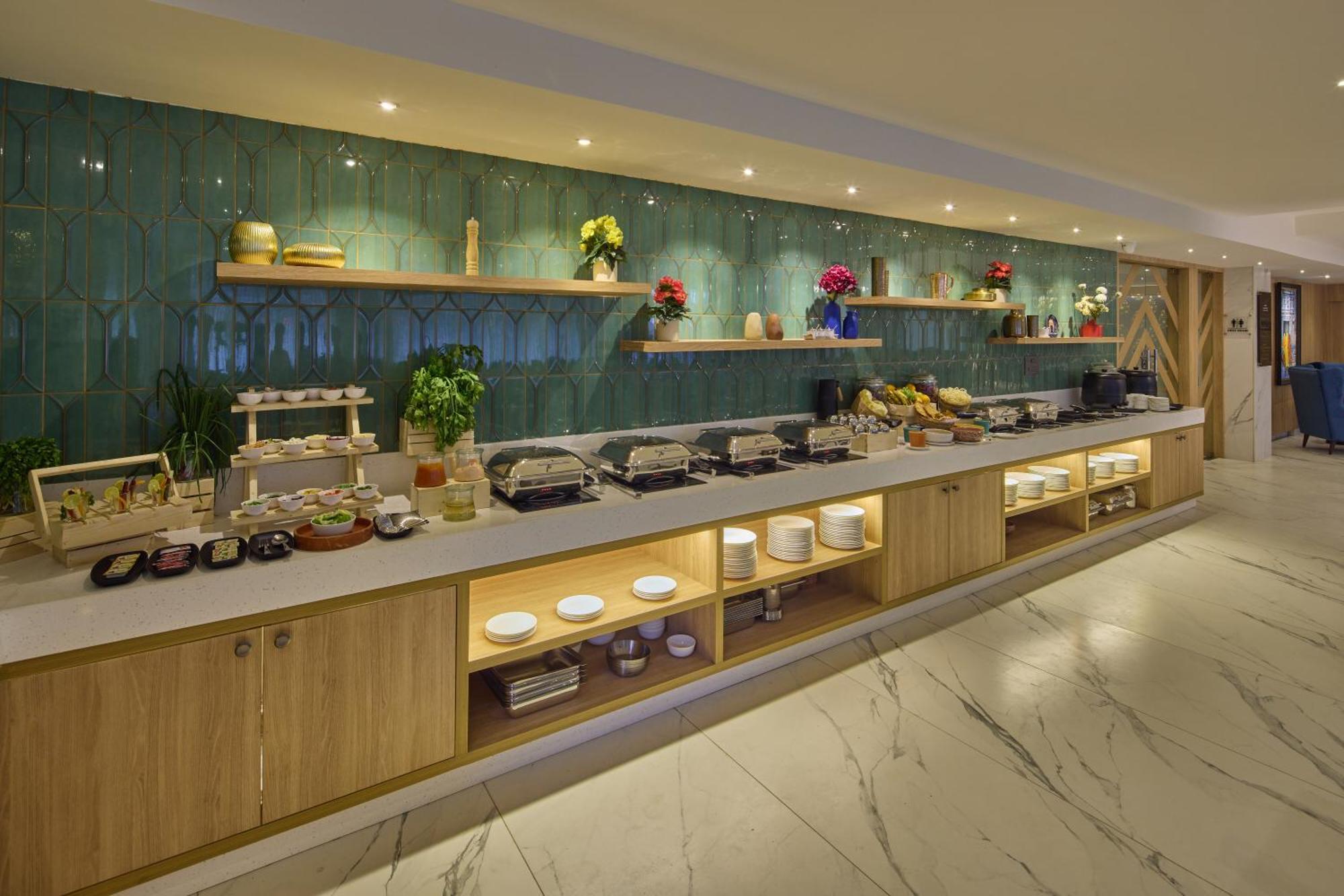 Grand Continent Hebbal A Sarovar Portico Affiliate Hotel Bangalore Extérieur photo