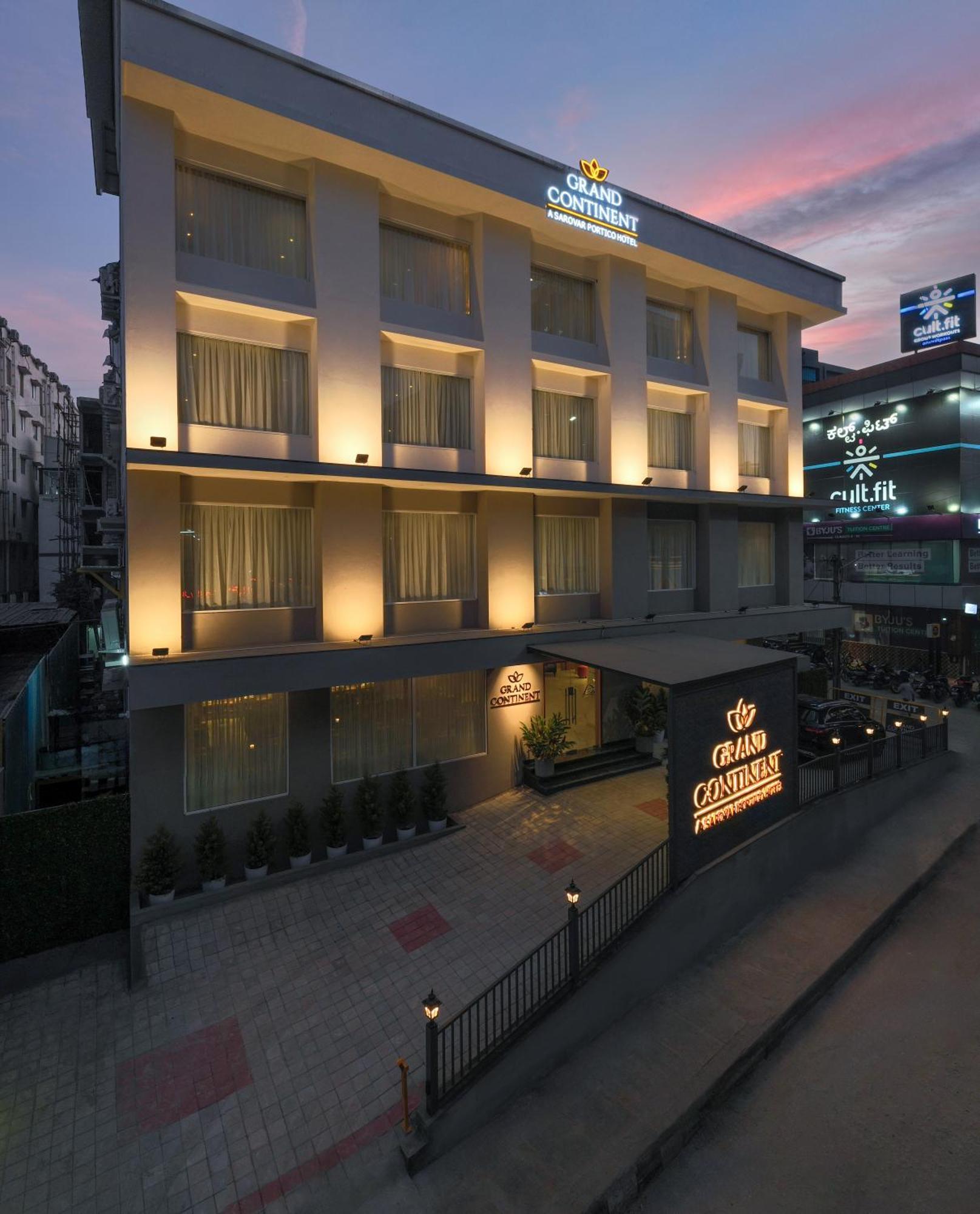 Grand Continent Hebbal A Sarovar Portico Affiliate Hotel Bangalore Extérieur photo