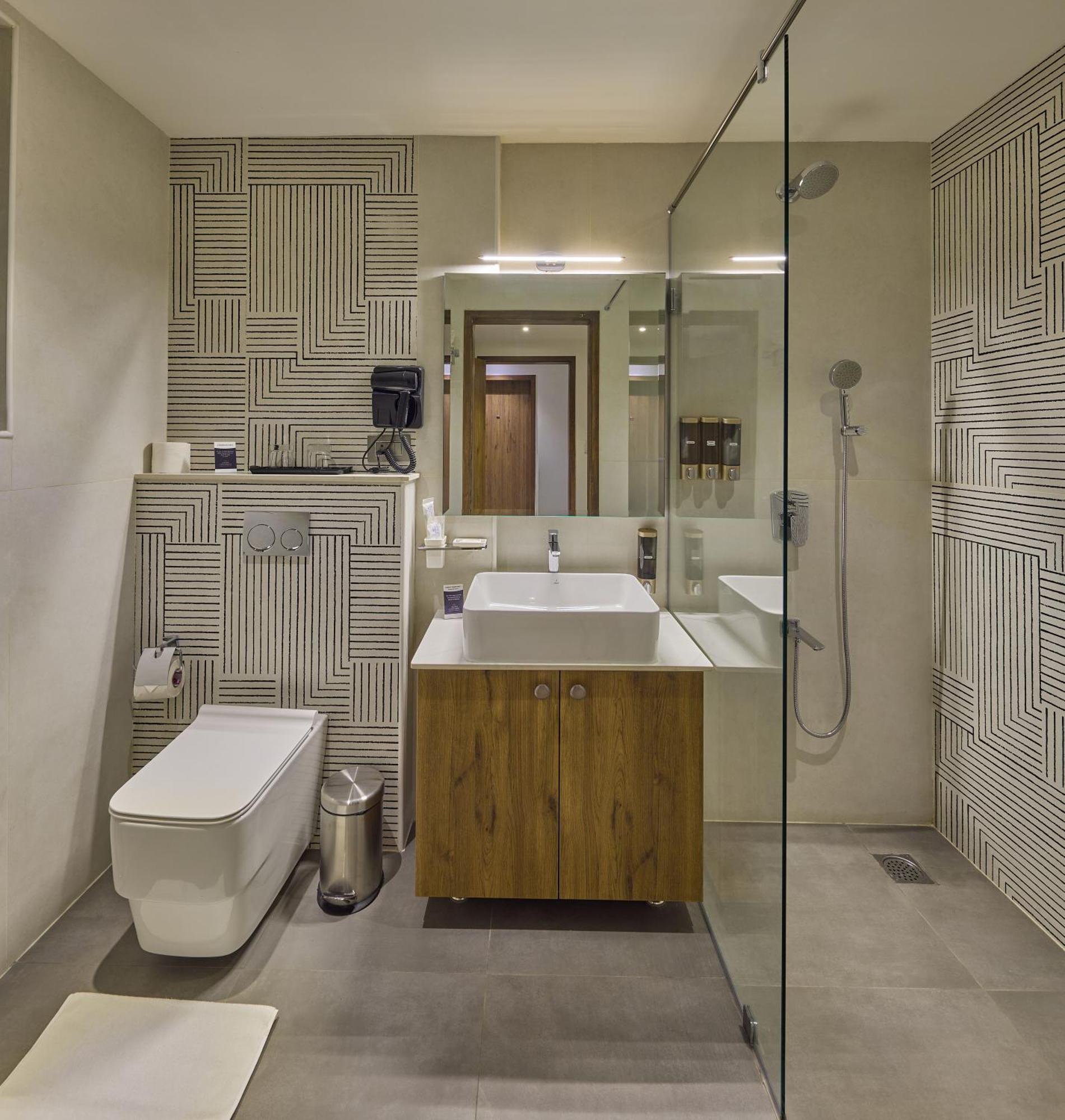 Grand Continent Hebbal A Sarovar Portico Affiliate Hotel Bangalore Extérieur photo